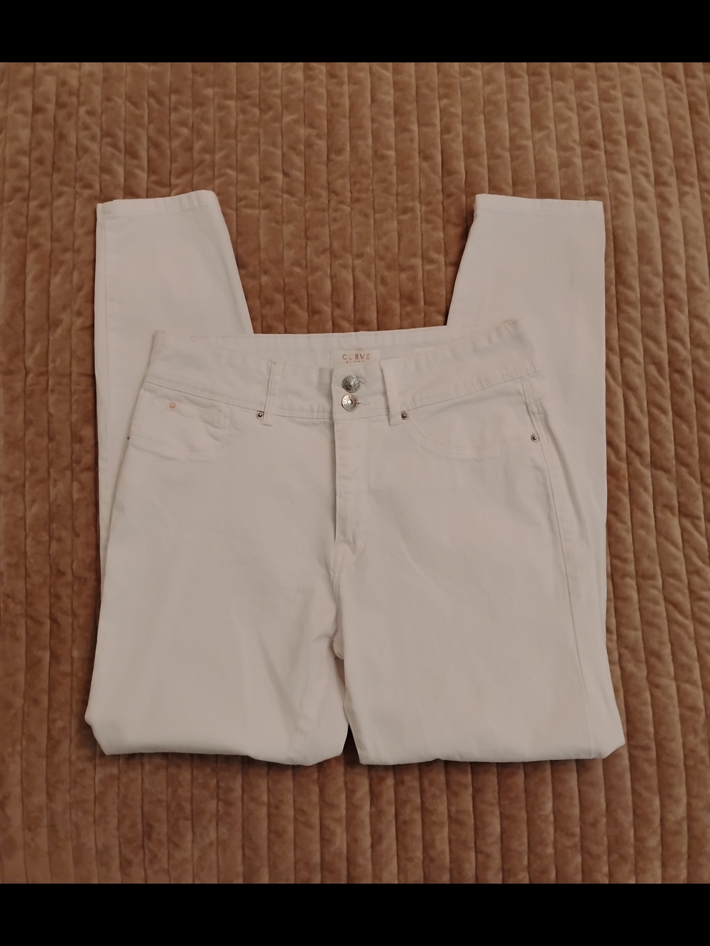 Women’s White Skinny Jeans with Double-Button Waist